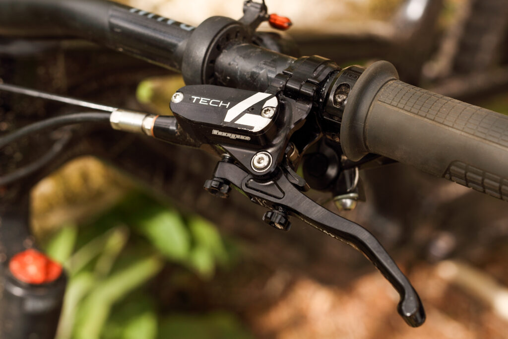 Hope Tech 4 E4 brake review - Cycling News | off-road.cc